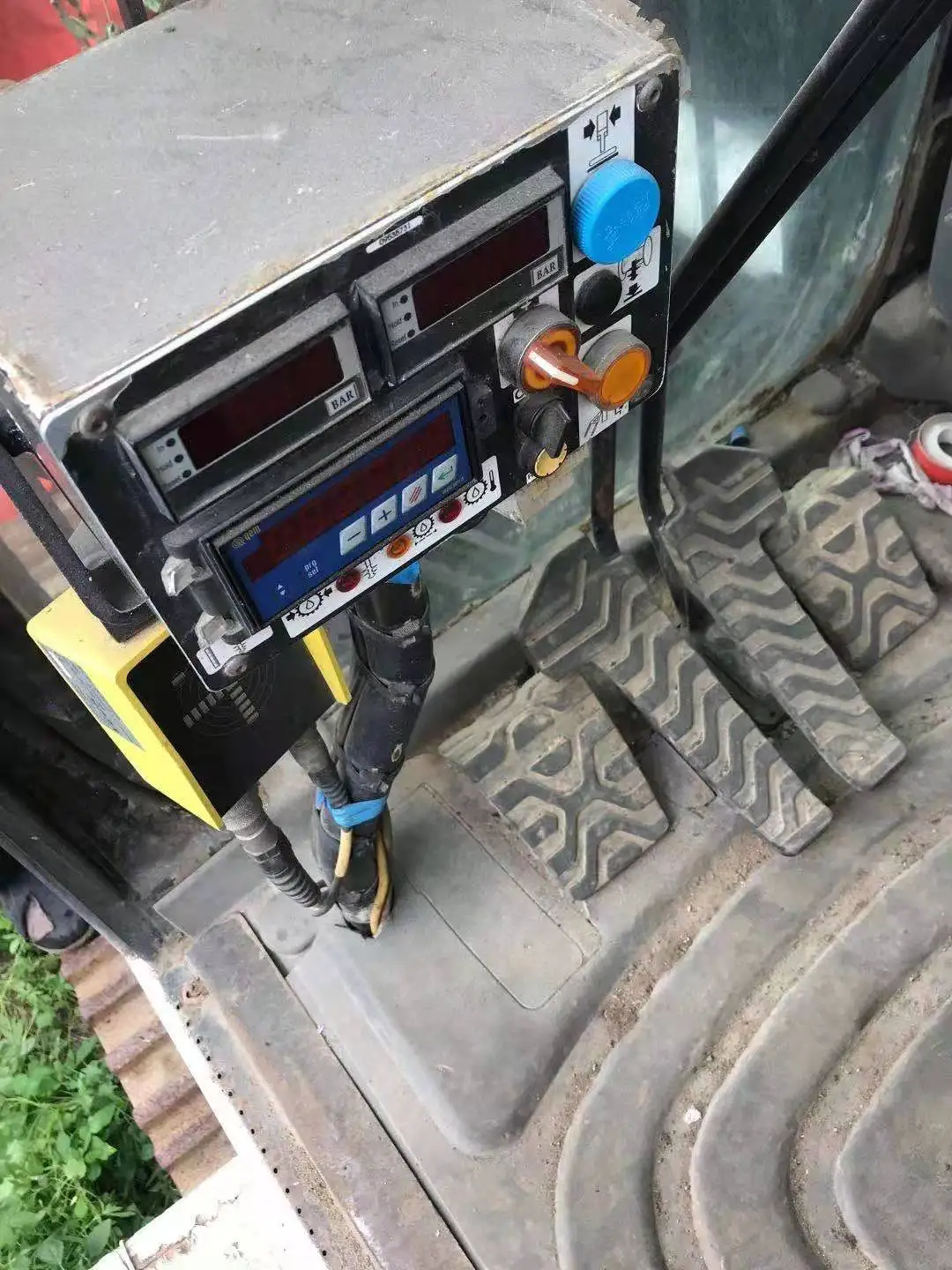 Cheap Soilmec SR60 SR-70 SR-65 SR80 drilling rig used soilmec R-312 R-825 R-622HD SR65 SR70 earth drill Hydraulic piling rig