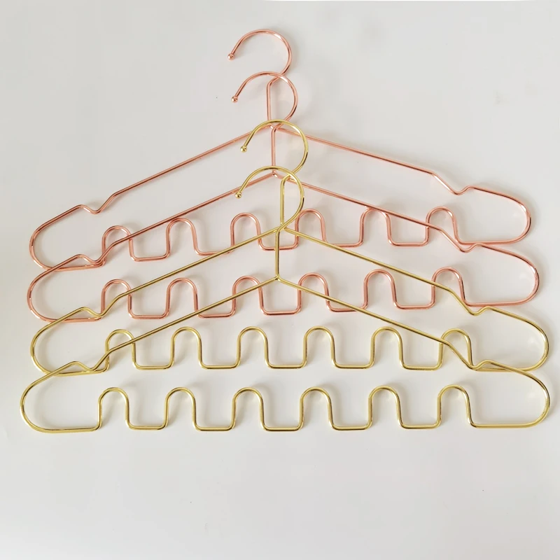 Metal Hanger Waved Shape Colored Clothes Hangers Closet Organizer Magic Space Saving Hanger for Home Use
