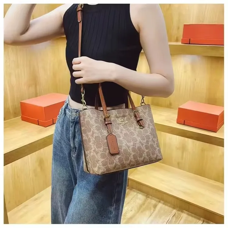 Wholesale 2024 New French Print Bag For Women Europe And The United States Retro Fashion Classic Shoulder Crossbody Tote Bag
