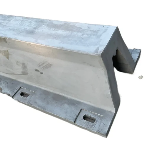 SA-A1000H-1000L 1000*2000 Exporting Ship Dock Boat Fender Marine V Rubber Fender for Anit-collision