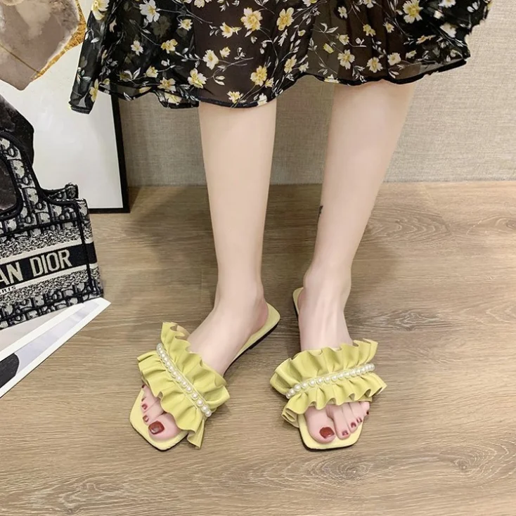 cheap wholesale 2022 Summer New Fashion Women Outer Wear Roman Dames Slippers Women Pearl Lace Square Head Sandals And Slippers
