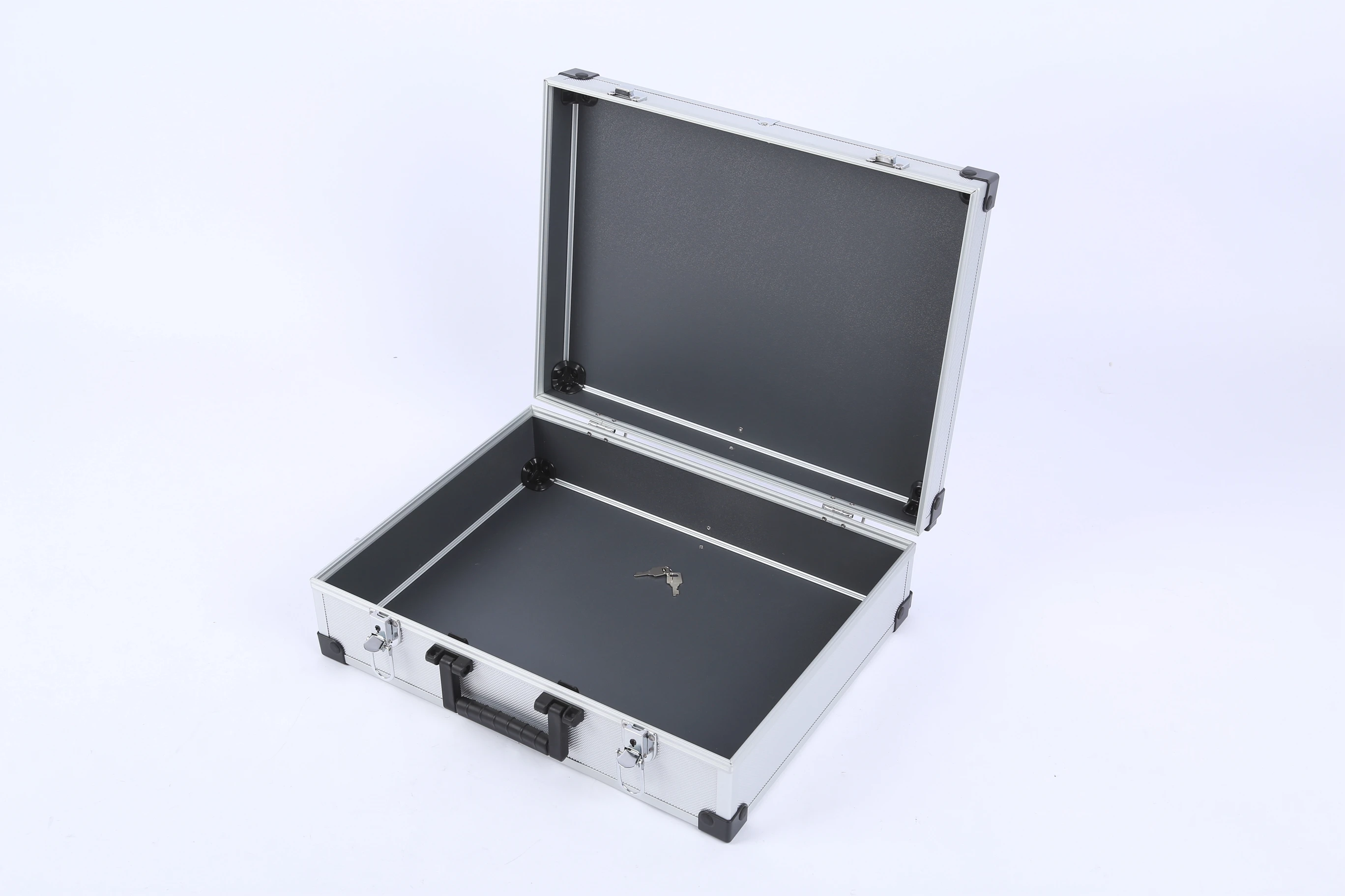 New Lightweight Waterproof Aluminum Tool Box Customized Color versatile tool storage suitcase durable metal tool suitcase