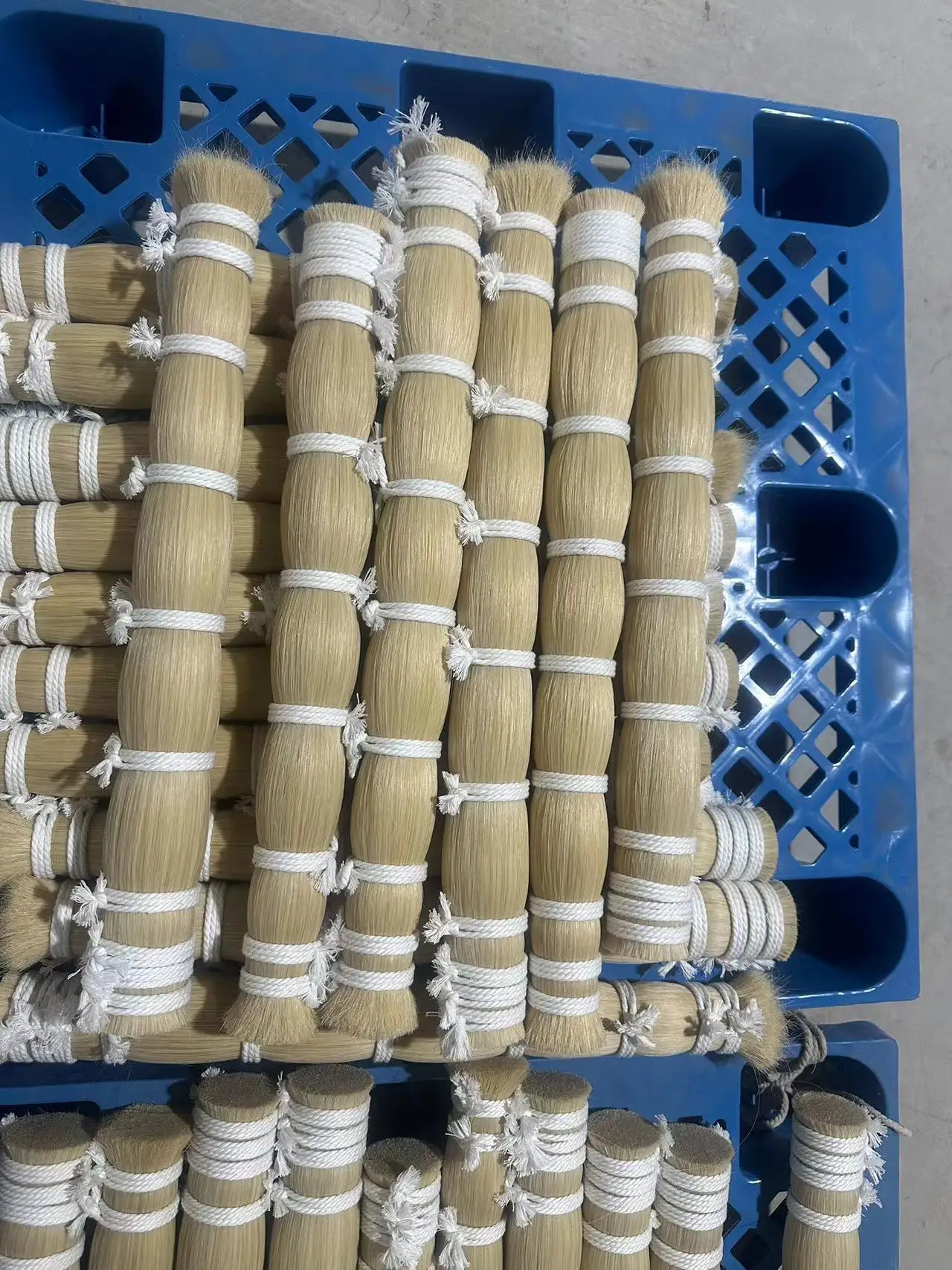 Unbleached Mongolian Stallion Horse Hair Violin Cello Bow Horse Tail Hairs For Repairing The Violin And Cello Bows