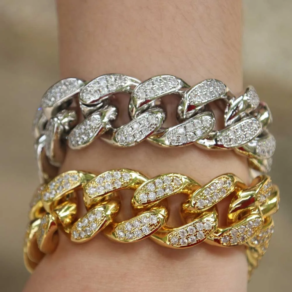 Cuban bracelet Color 18K gold Width 12mm Base Material Brass