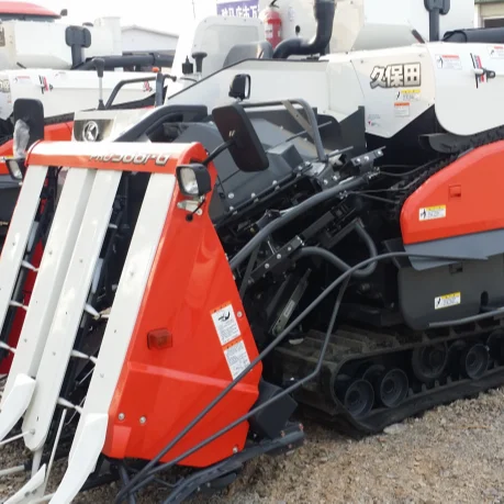 Распродажа, низкая цена, б/у комбайн Kubota 588i-G