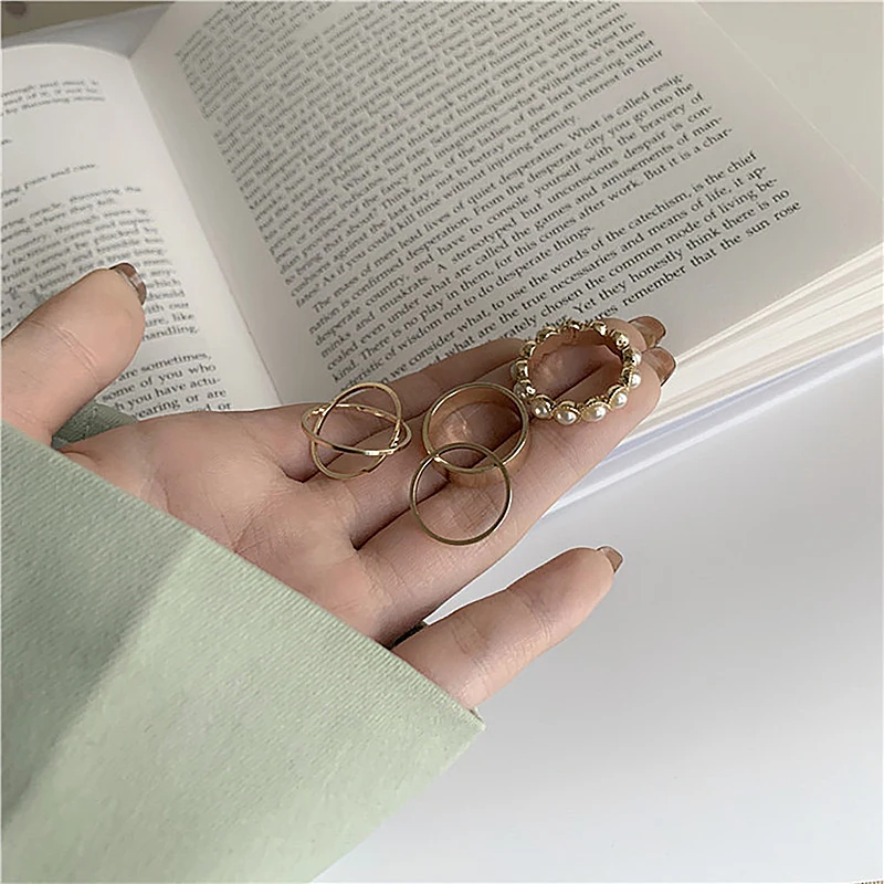 7pcs Fashion Jewelry Rings Set Hot Selling Metal Hollow Round Opening Women Finger Ring for Girl Lady Party Wedding Gifts