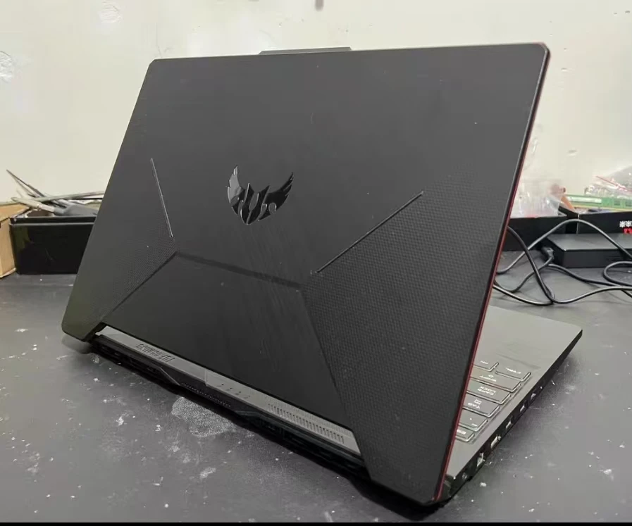 TUF Gaming FX506L intel core i5 10th GTX1650ti 144Hz refesh rate 15.5 inch gaming laptop