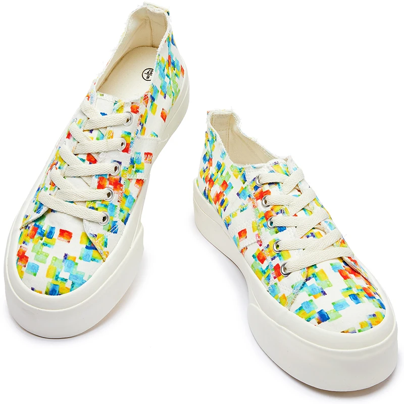 Factory hot sale new white ladies canvas shoes men women casual low top custom canvas shoes for new style