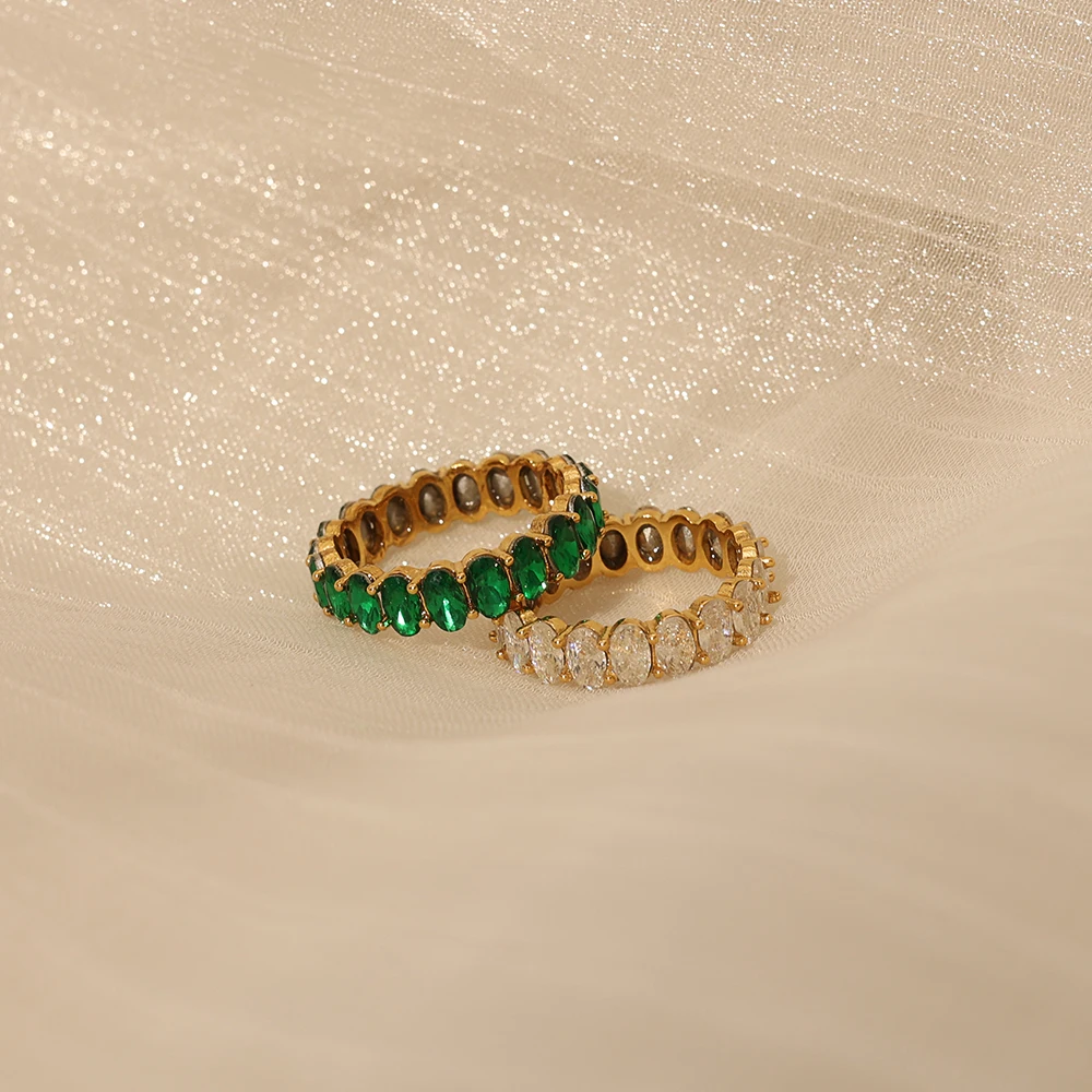 2023 Fashion Ins Hot Selling Cool Waterproof Stainless Steel Green Gemstone 18 K Gold Oval Cut Emerald Eternity Band Rings