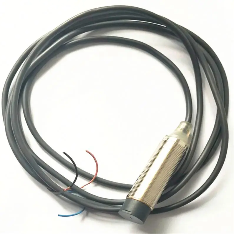E2K-C25MY2 2M capacitive proximity switch