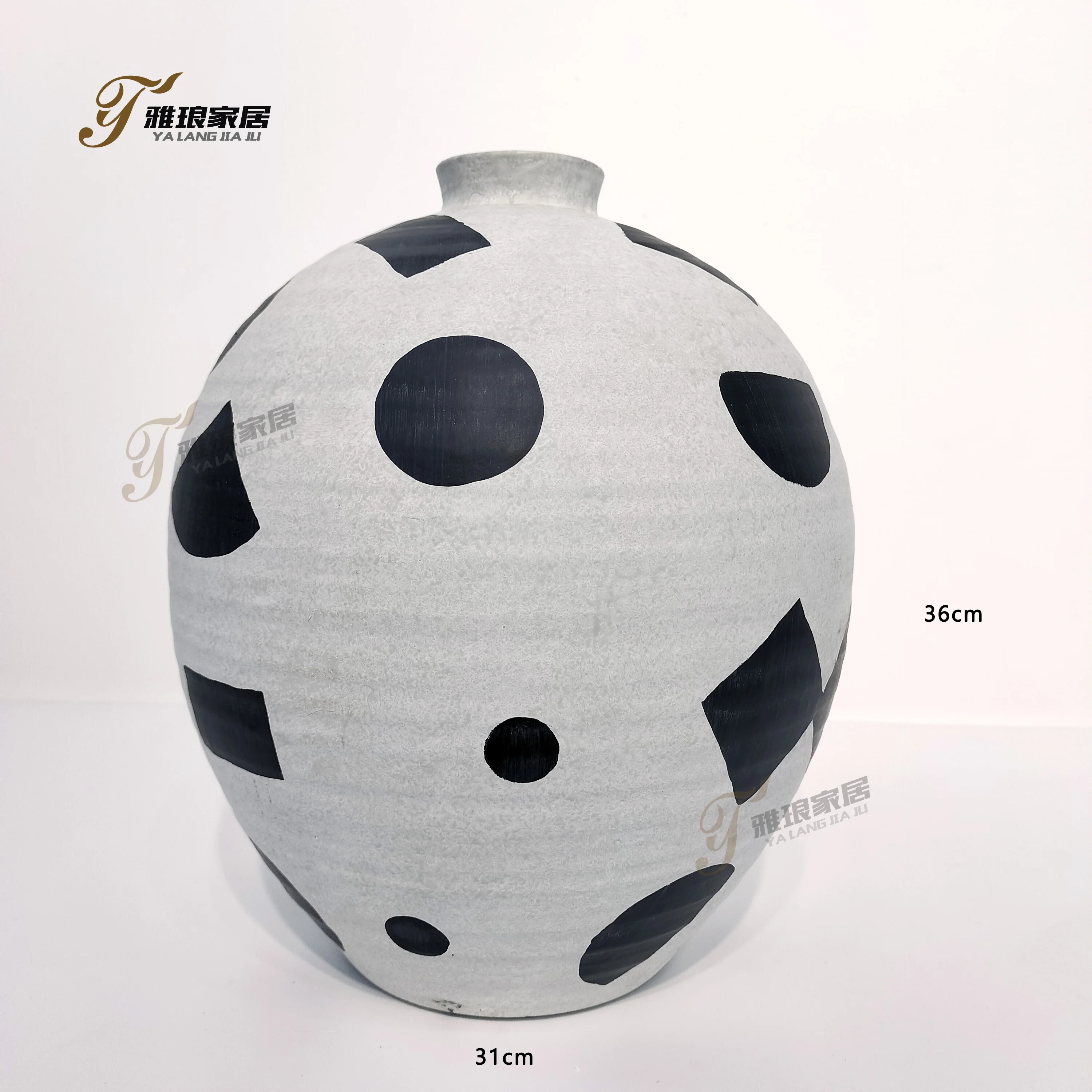 Customized Color Desktop Arts White Black Pattern Home Ornaments Crafts Flower Ceramic Vase for Home Office