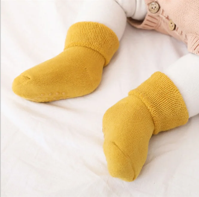  Custom Solid Color Foldable Newborn Baby Socks Boneless Loose Mouth Non-slip