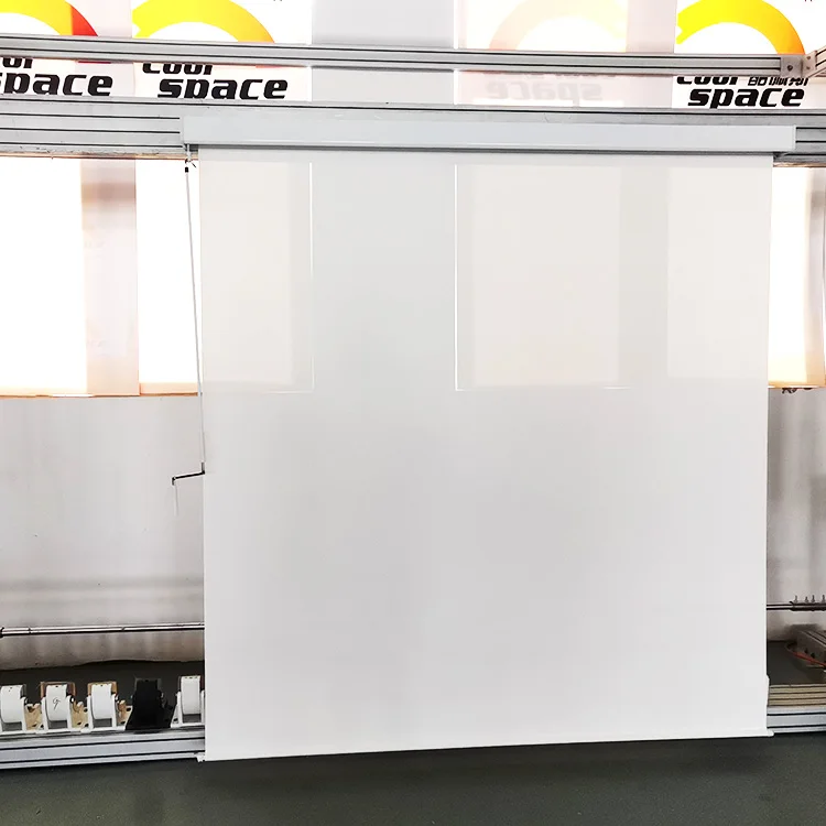 Solar Reflected Waterproof Drop Screen Pergola Side Screen With Visual Transmission