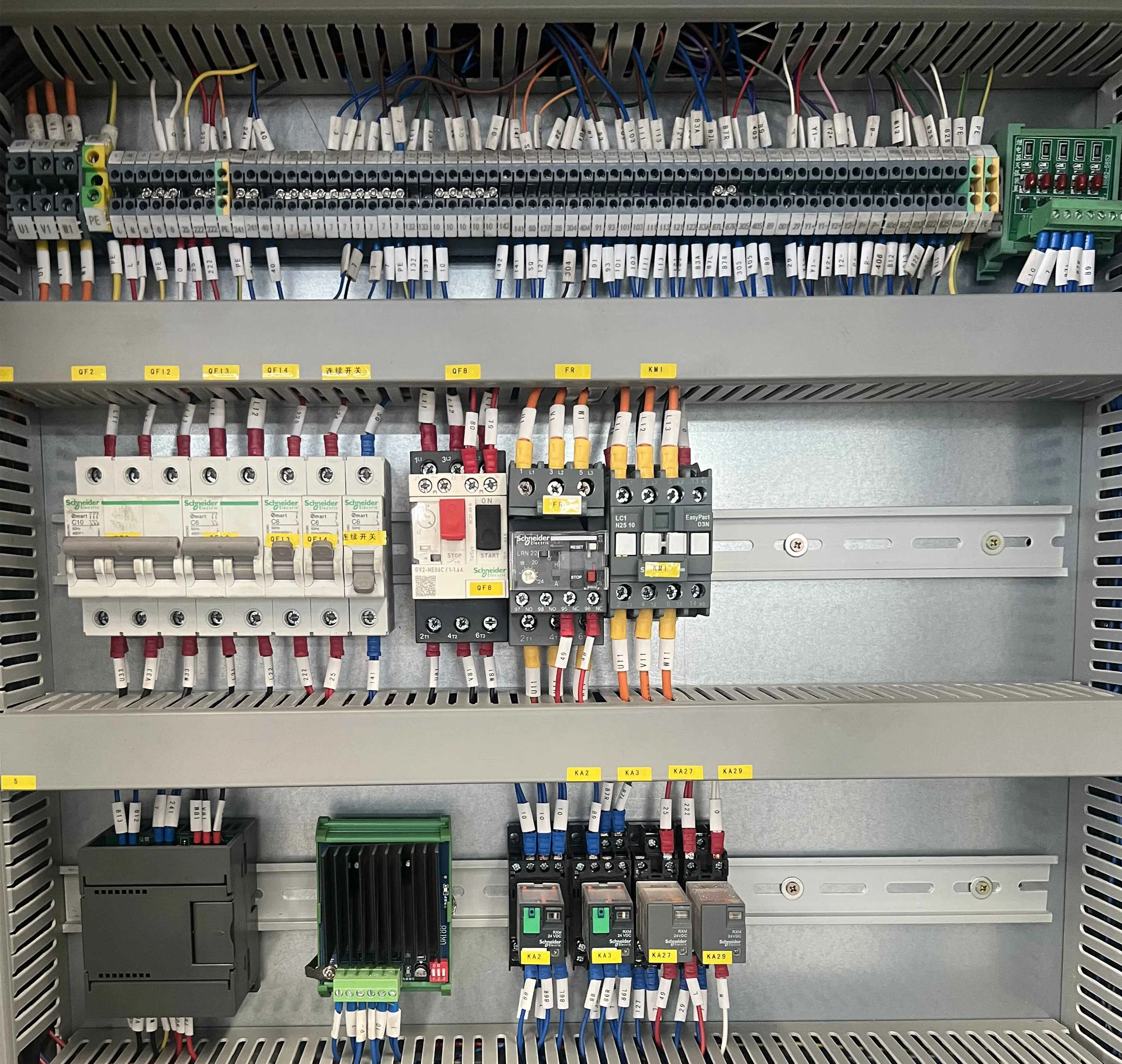 По акции! 200T4000 cnc гидравлический листогибочный станок для продажи
