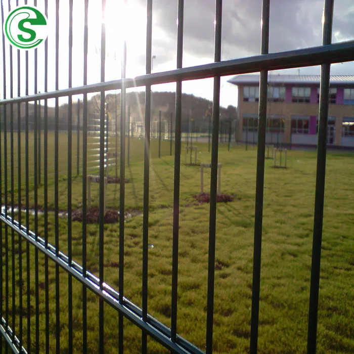 Rigid galvanized steel powder coated garden outdoor farm fecing welded double wire mesh fence