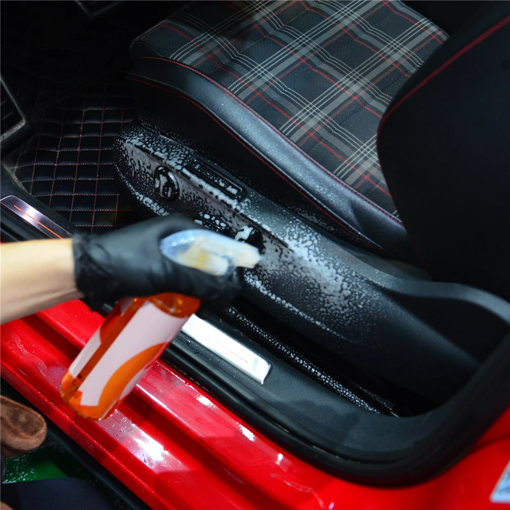 Low MOQ UCEZCAR+ 1 GAL multifunctional interior cleaner car carpet leather seat mat chemicals liquid spray for car inside wash