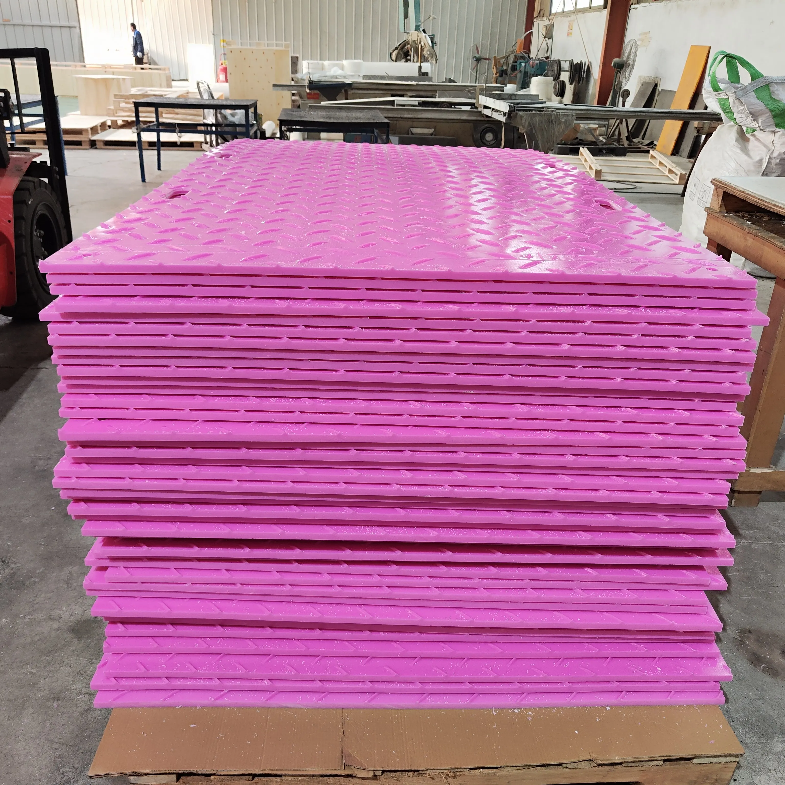 Plastic Ground Protection Mat1200*2400*15mm