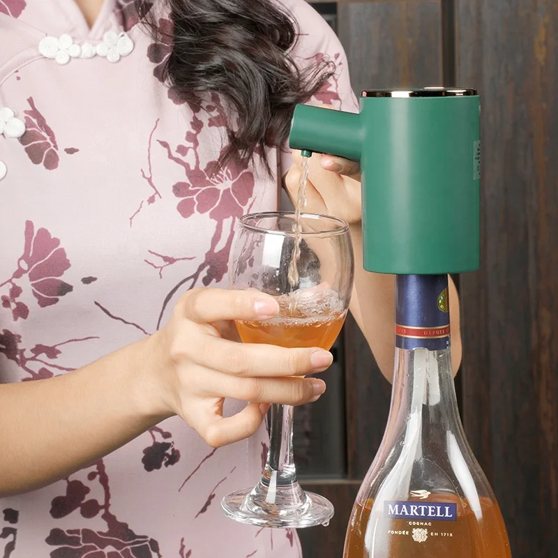 RTS OEM/ODM  electric cordless wireless  USB charging automatic sensor liquor wine drink dispenser