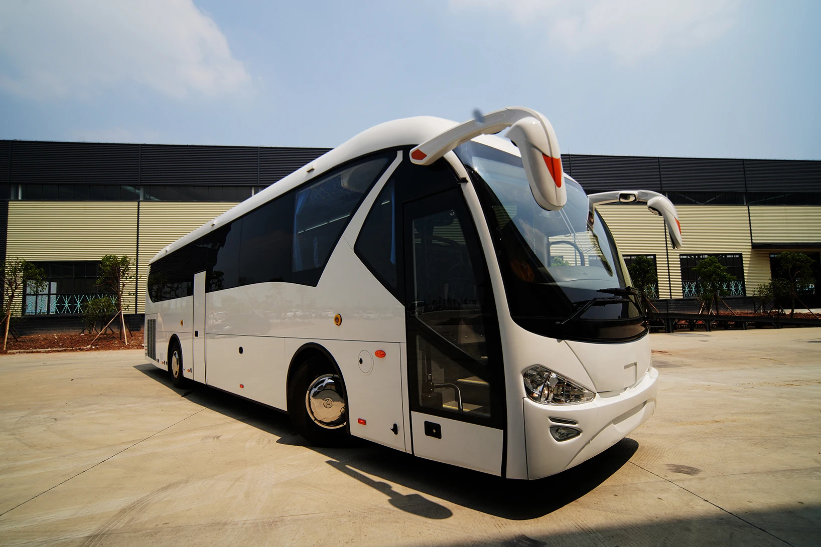 Индивидуальные транспортные средства 12 м 50-60 мест RHD автобус ручной автоматический дизельный евро 3/4/5/6 120 км/ч