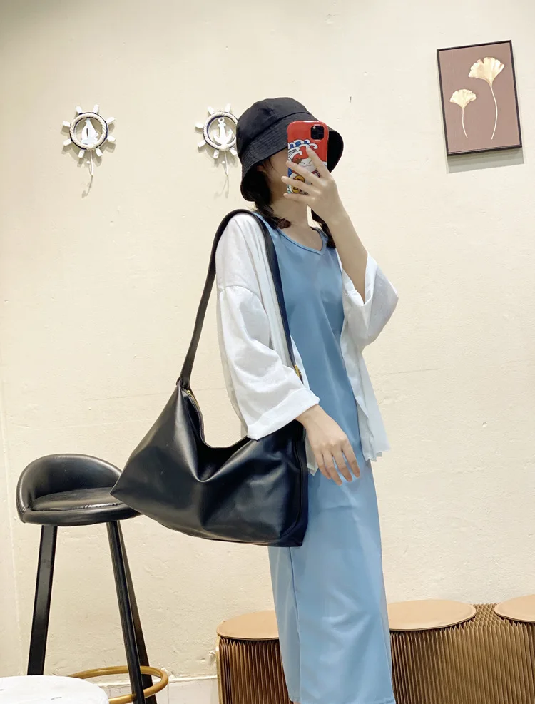 Waxed Canvas Italy Leather Messenger Bags Convert Adjust Belt Chest Waist Bag Hunting for Fishing Camping