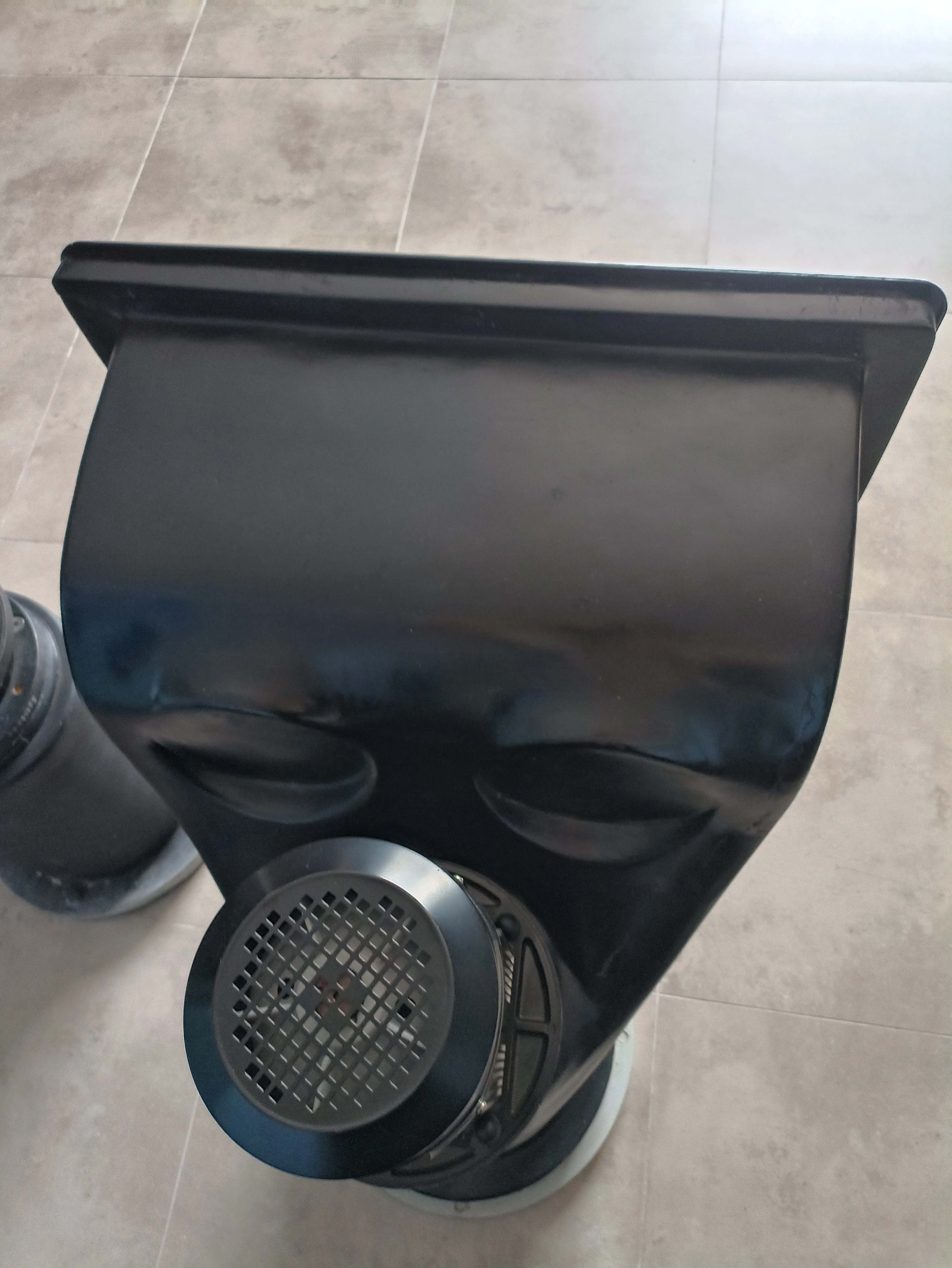 Embedded swimming pool mechanical spray wave pool making machine