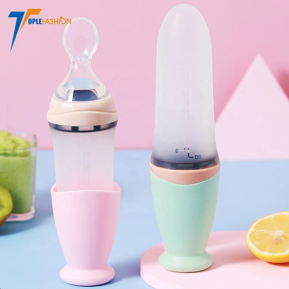Bpa Free food feeder travel Silicone squeeze baby feeding bottle with dispensing spoon for Cereal and Baby Food
