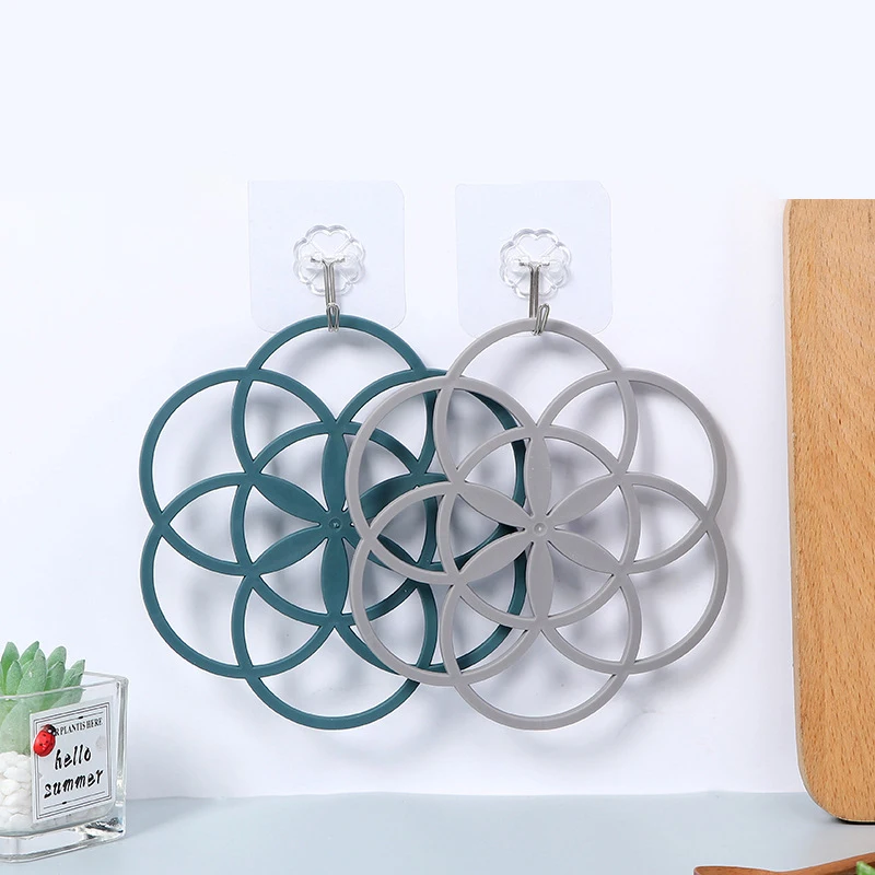 Silicone Trivet Mat Hot Pot Holder Heat Resistant Modern Kitchen Hot Pads for Pots & Pans