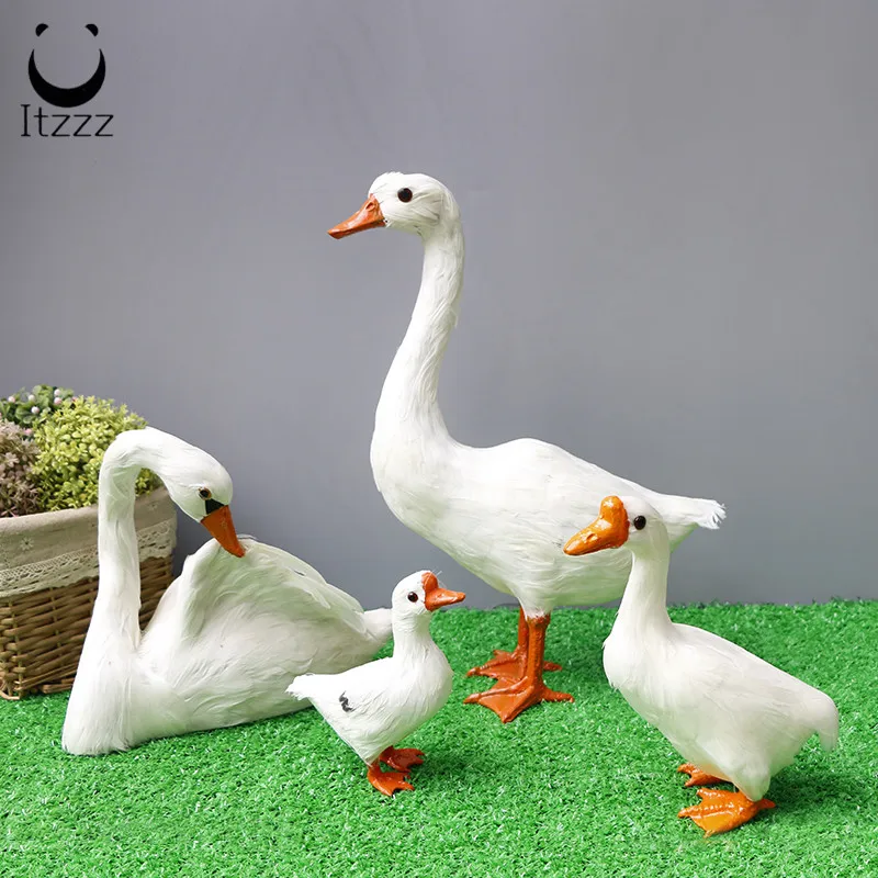 Hot Selling Folding Soft Material Snow Goose Hunting Decoy Lifelike Simulated Snow White Goose for Garden Decoration