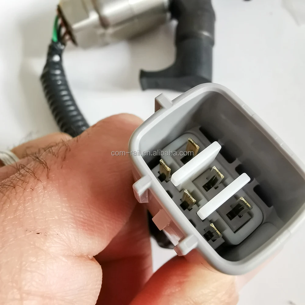Оригинальный новый дизельный топливный инжектор Common Rail 295900-0270 295900-0290