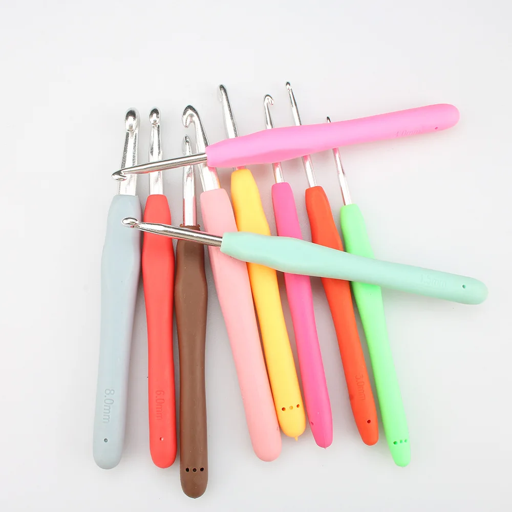D&D Ergonomic Crochet Hooks Set with Case Sewing Tool Kit Accessory for Arthritic Hands Household Organizer for Bags Packing