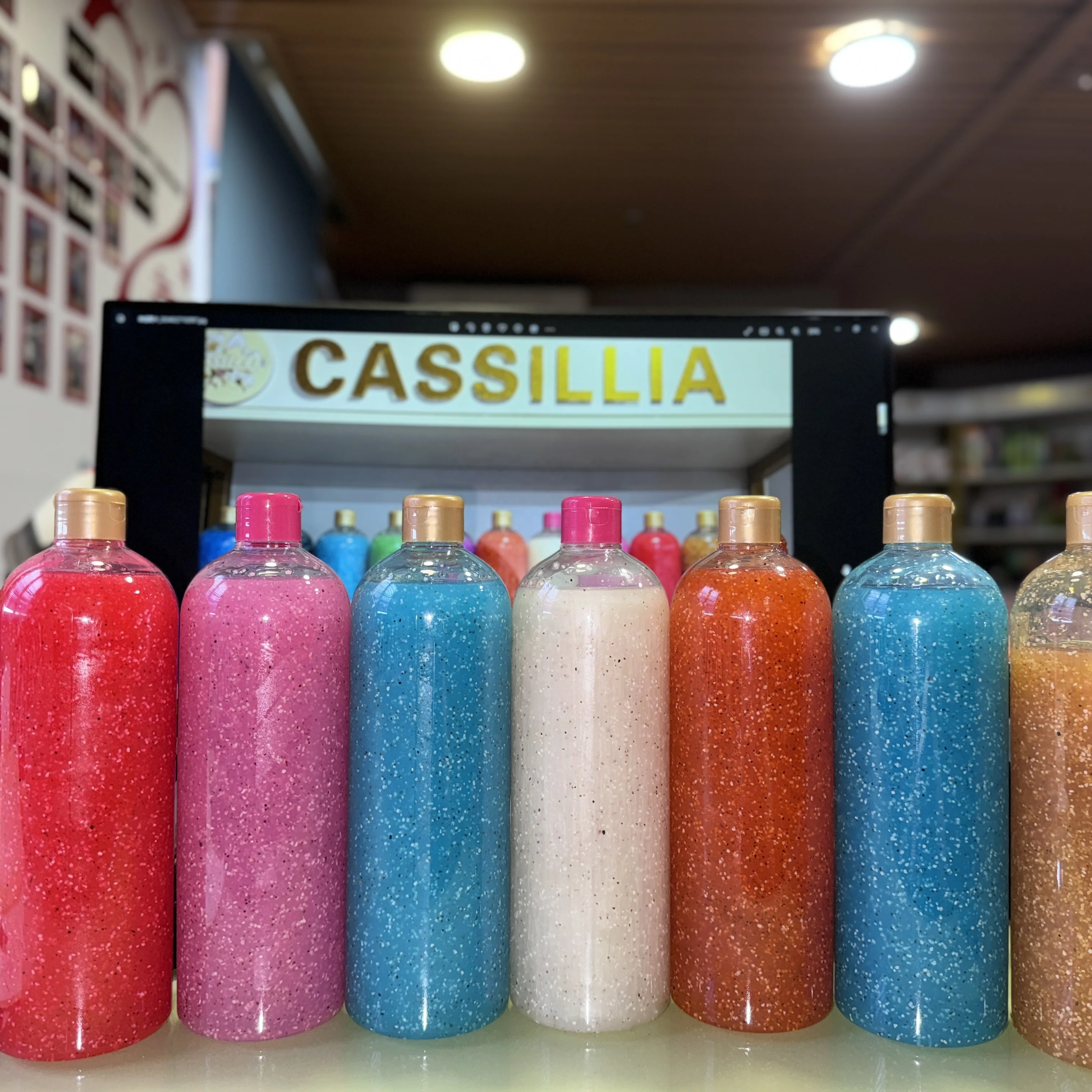 OEM ODM Body Wash Wholesale Price Exfoliating Refreshing Exfoliant 1000ml Shower Gel Lightening Perfume Body Wash Gel de douche