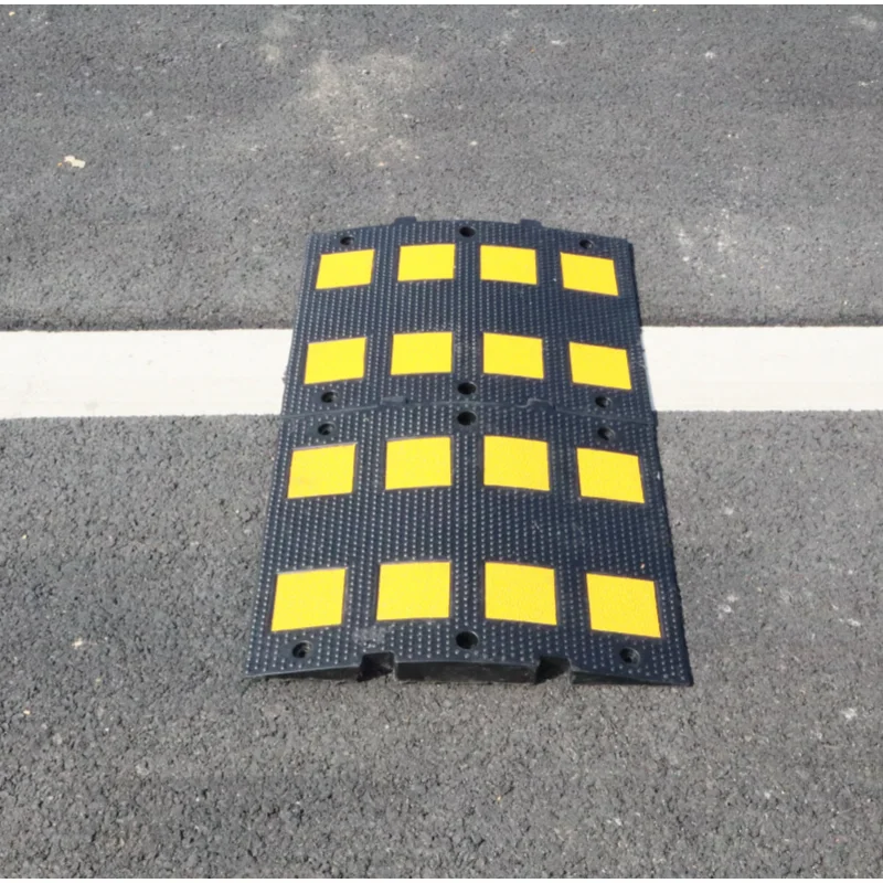 Heavy-Duty  Traffic Limit Buffer Belt Premium Road Portable Rubber Speed Bump Speed Limiter for Traffic Management