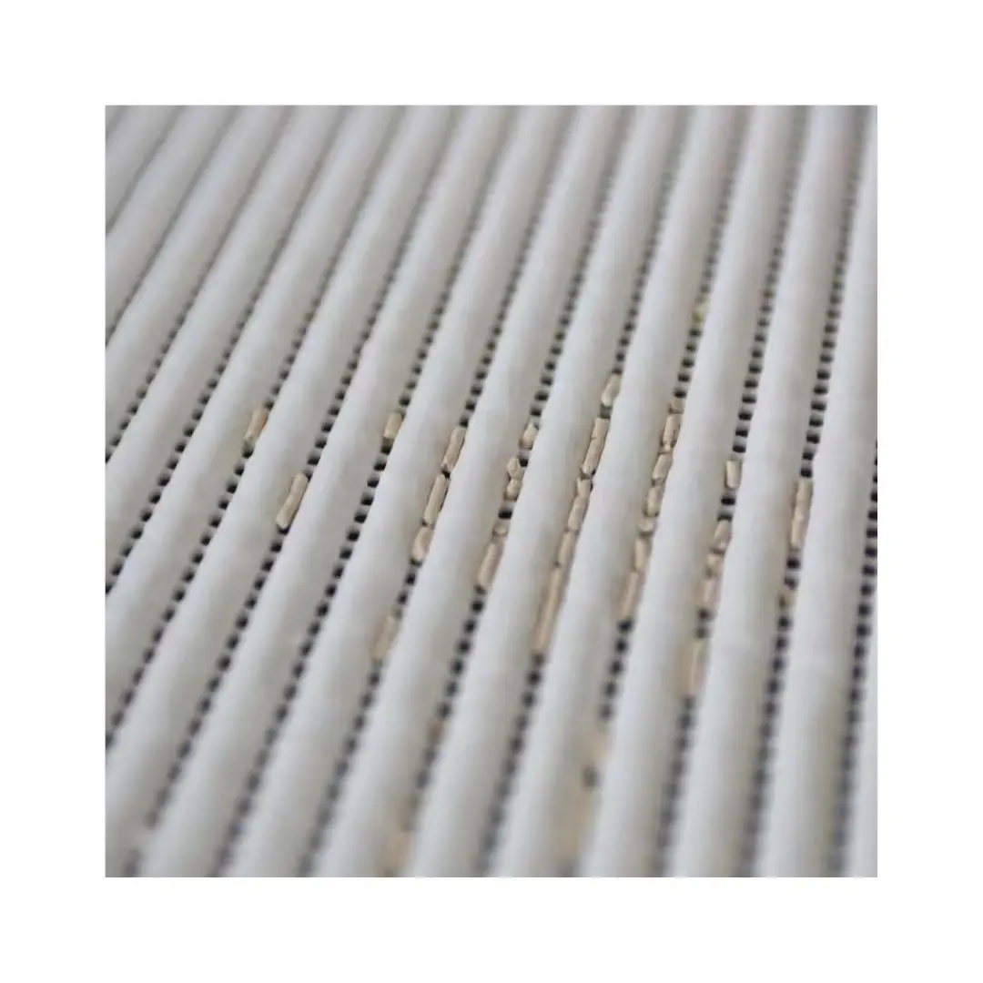 Eco-conscious kitty litter mat