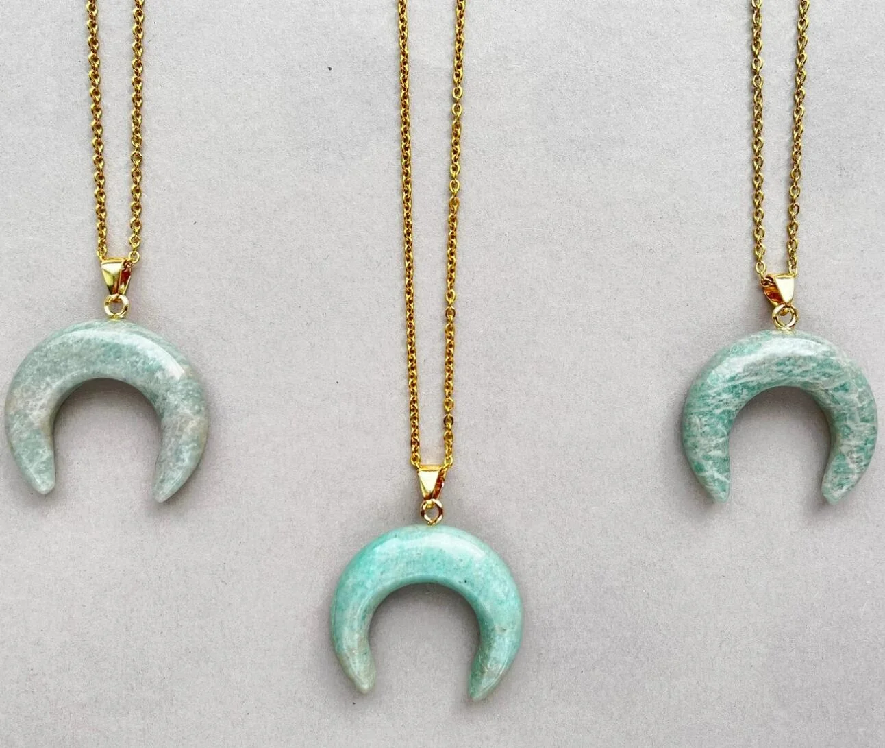 Customized 18k yellow gold Jade Green Aventurine Tusk horn gemstone jewelry necklace for men