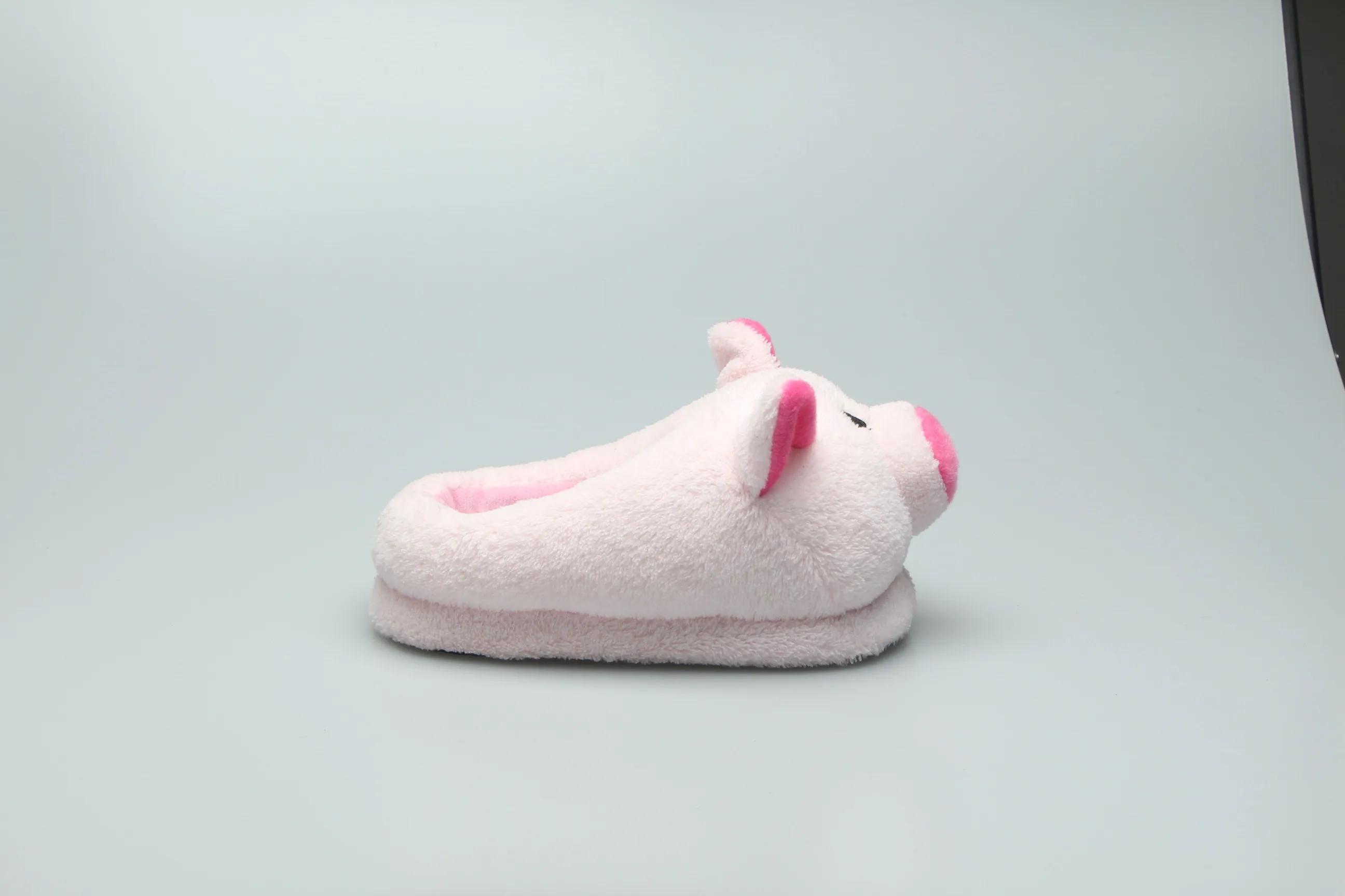Cute Winter Colorful Shoes Big Fuzzy Slippers Plush Pig Slippers with Fur Soft OEM