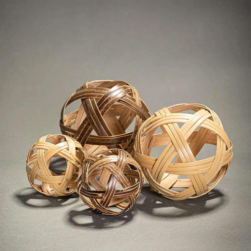 Purple Bamboo Ball Small Cuju Retro Decoration Ball Bamboo Crafts Round Bamboo Weaving Toys