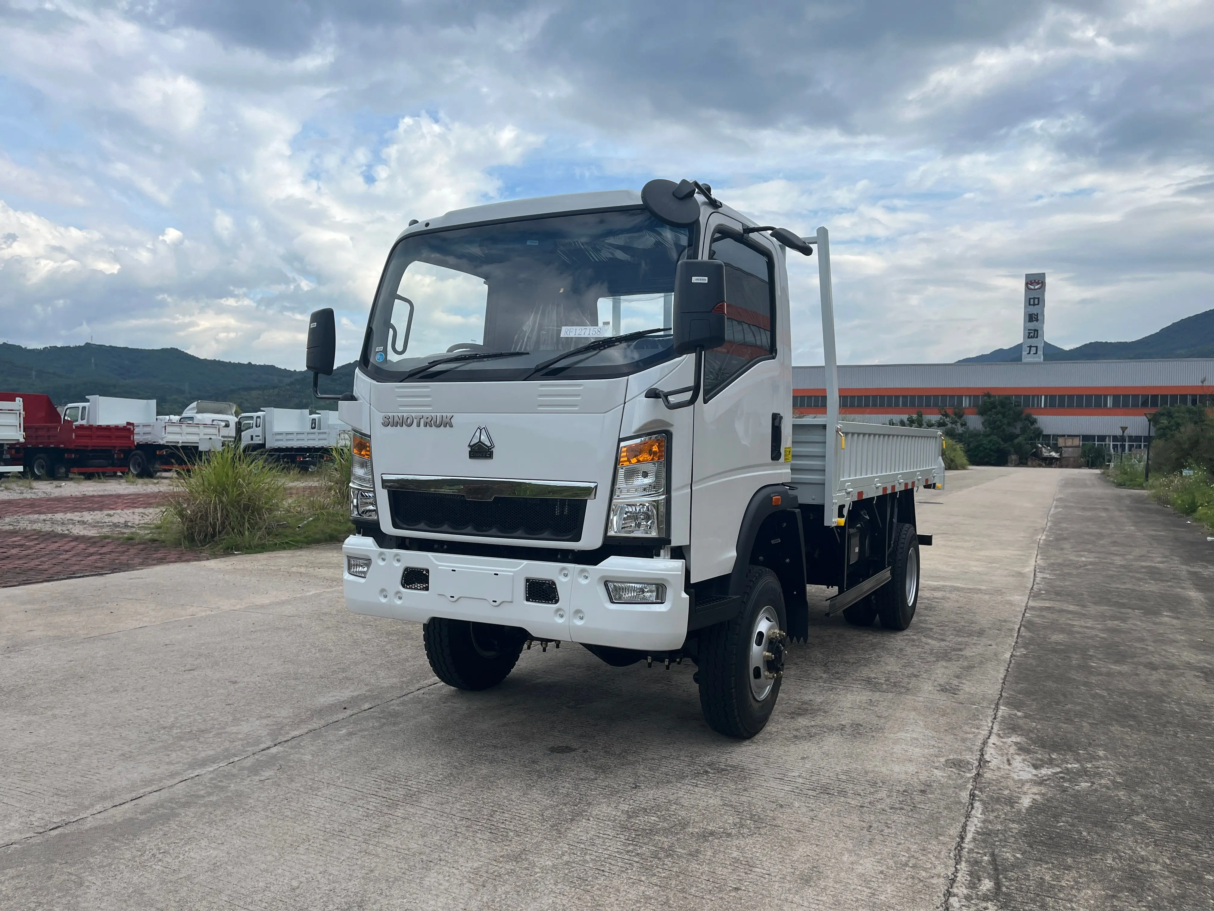 Sinotruk Howo 4x4 мини-грузовик 5-10 тонн 6 колес RHD/LHD мини грузовой автомобиль