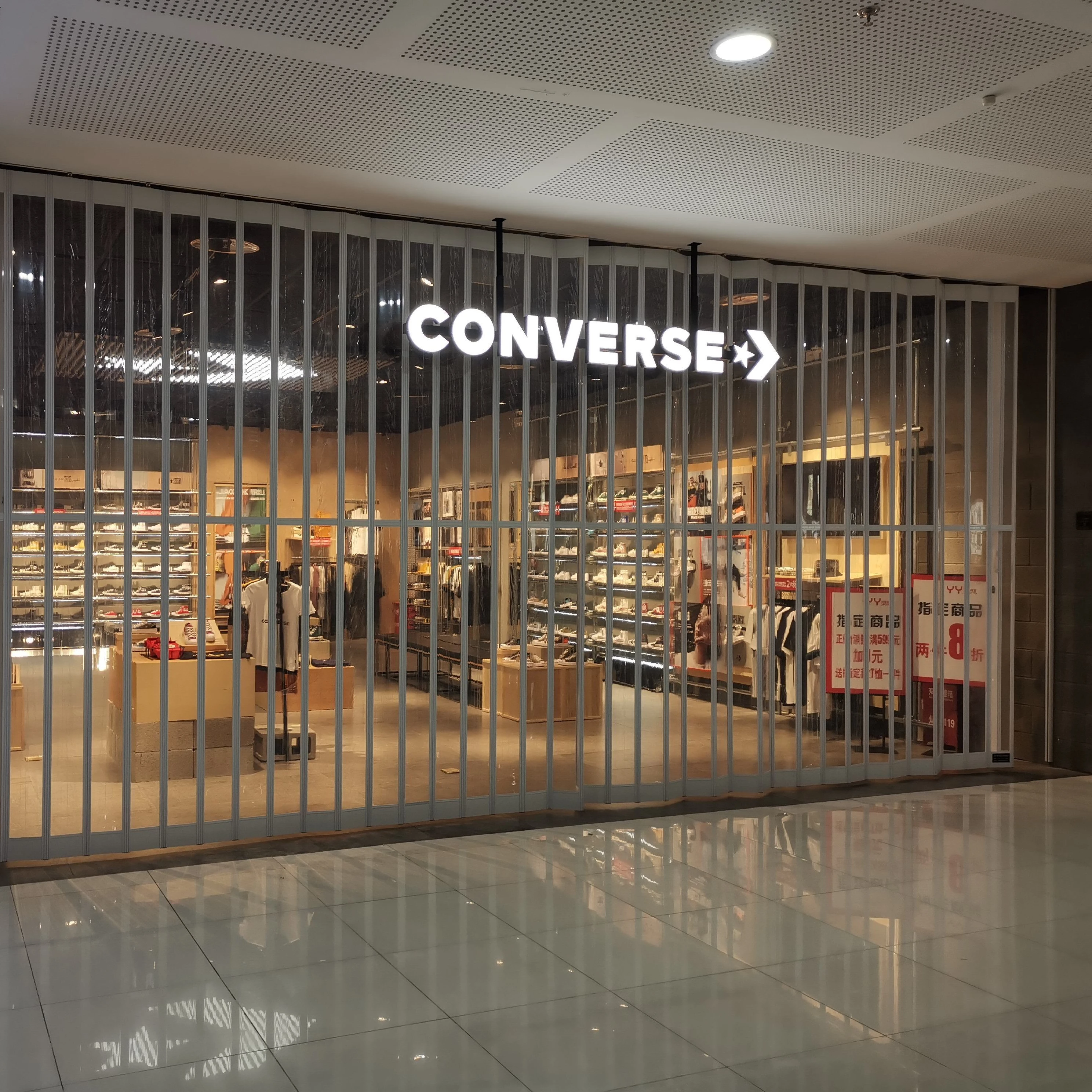 Modern Design Automatic Polycarbonate Folding Door Provincial Entry Doors PVC and Plastic Accordion Folding Screen Wholesale