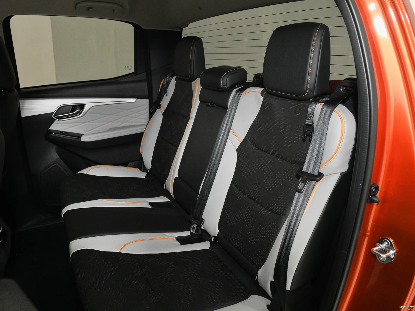 Pickup truck Isuzu DMAX, 2023 2024 0km d-max pickup truck diesel 4x4 1.9T 8AT AWD, chinese pick up trucks for sale