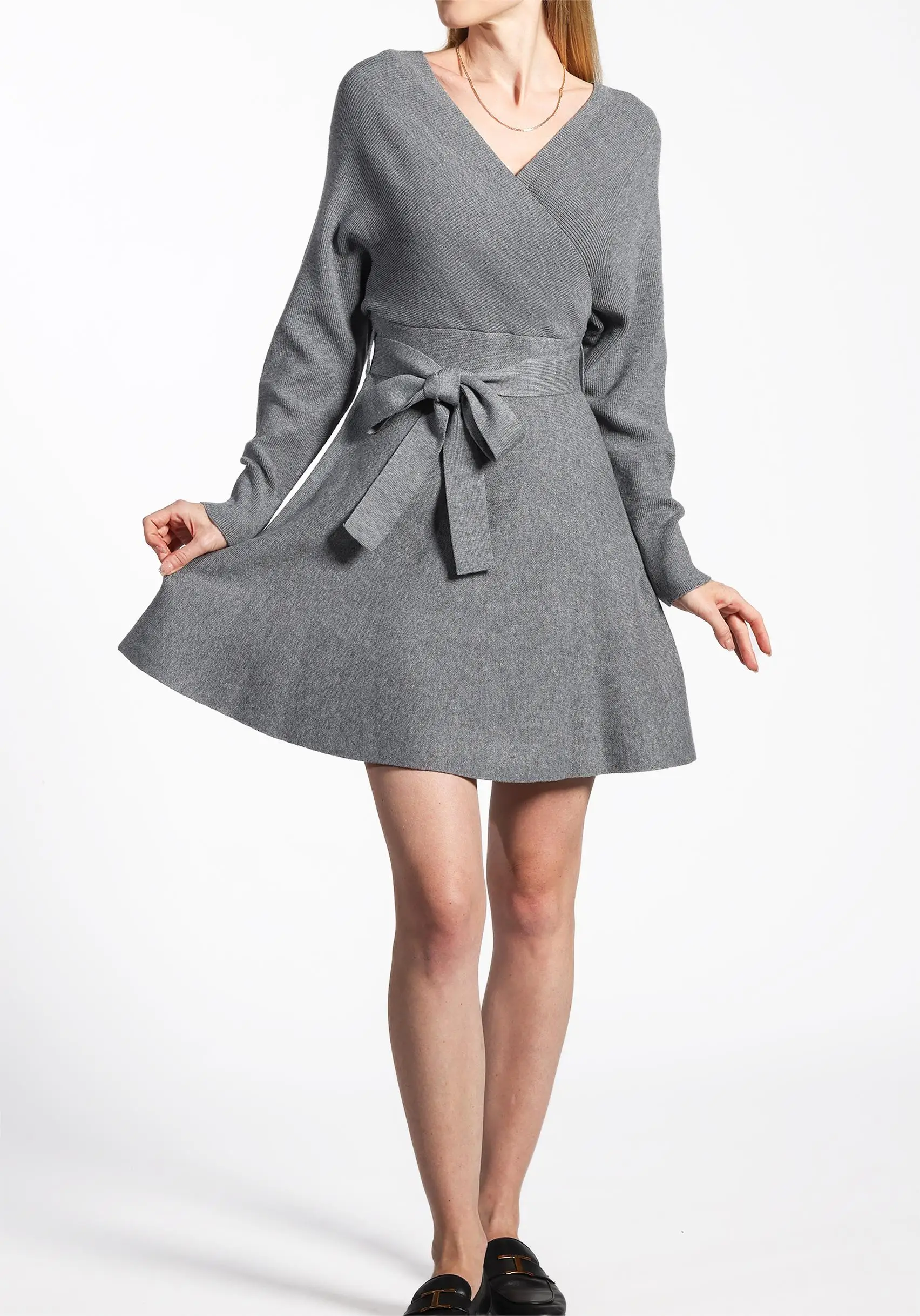 BSCI ISO9001 Custom Ladies Knit Sweaters Surplice Neck Knot Batwing Sleeve Sweater Dress Women Pleated Short Bandage Dress