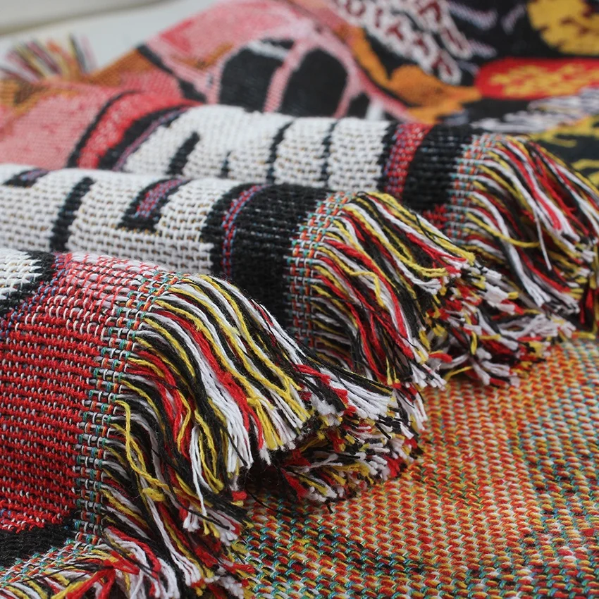 Custom Jump Anime Jacquard Woven Throw with Tassel Recycled Cotton Outdoor Picnic Tapestry Blanket