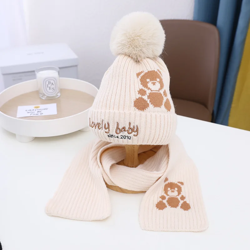 Custom Logo Winter 2Pcs/set Children Little Bear Beanie Scarf Set 100% Wool Jacquard Knitted Long Plain Plush Fur Pom Pom Kids