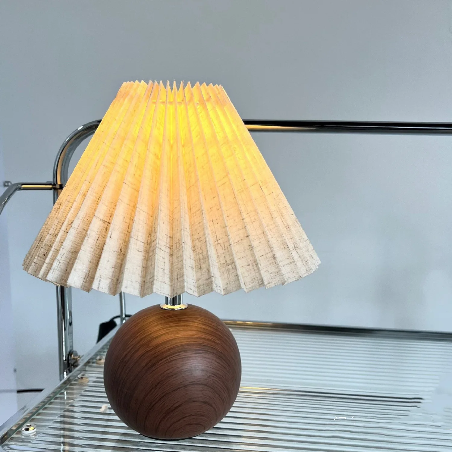 Home Decorate Nordic Pleated Table Lamp DIY Foldable Art Atmosphere Bedroom Bedside Night Light Bedroom LED Desk Lamp