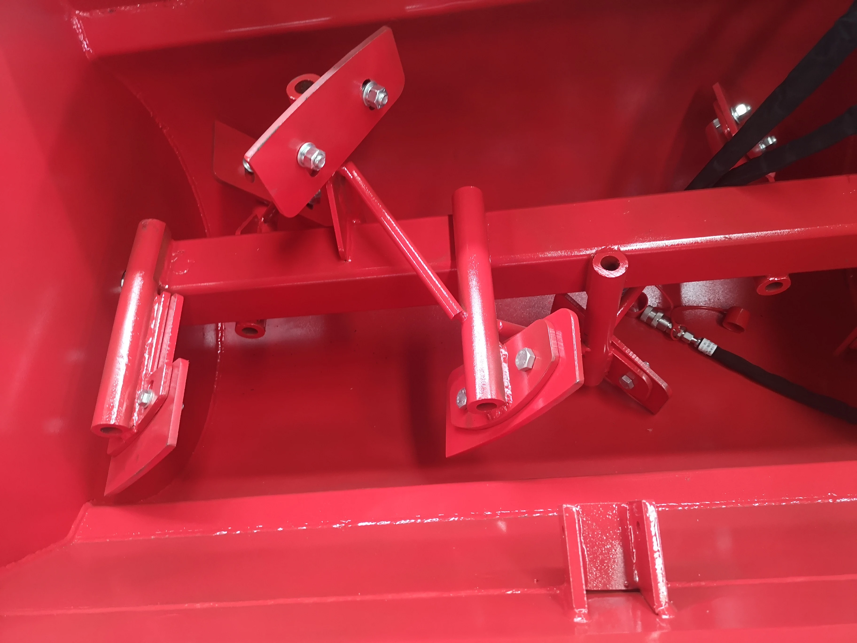 Highly recommended cheap price Concrete mixer bucket for skid steer loader attachment cement mixing bucket for sale