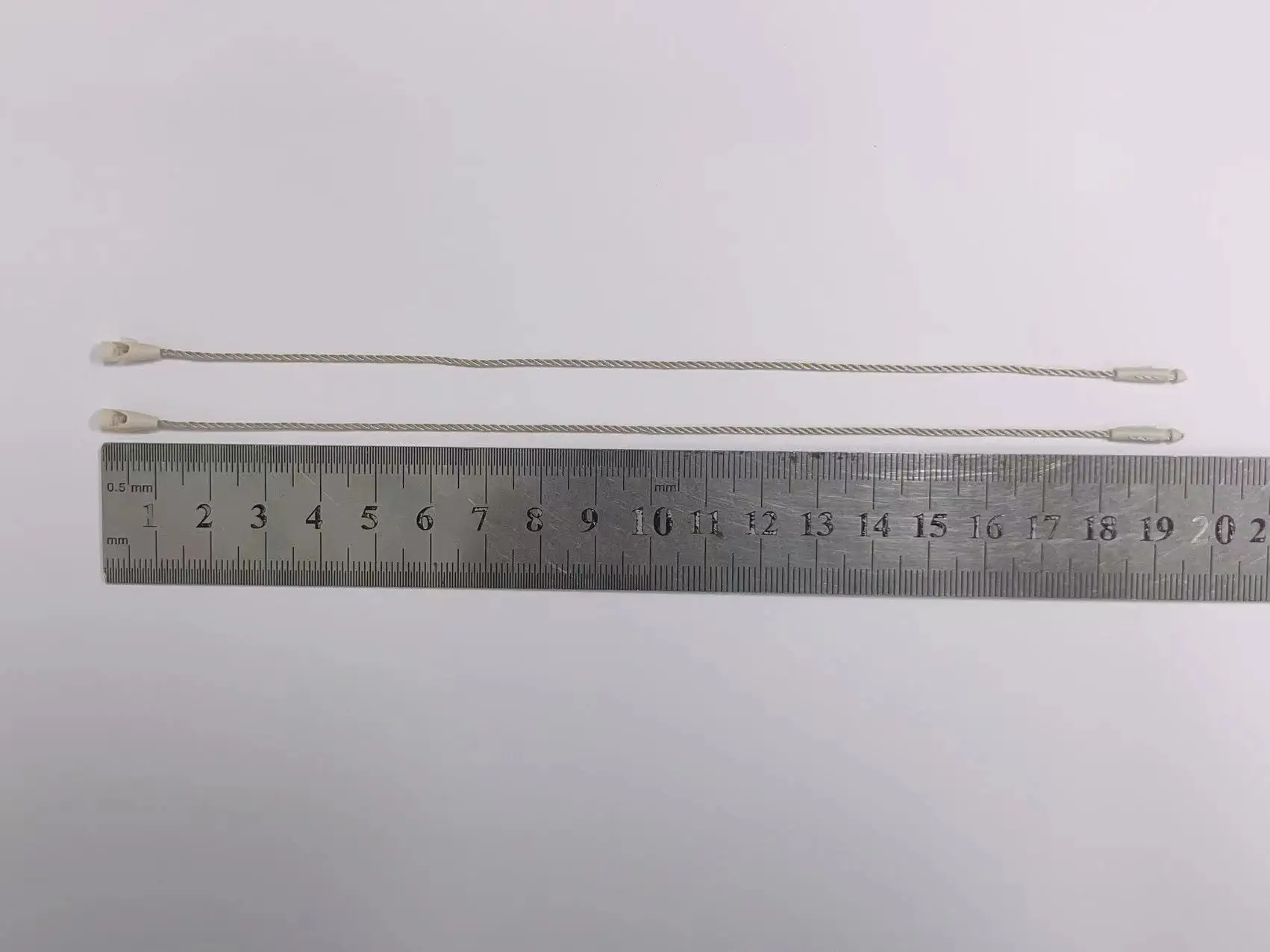 Hot Sale Light Brown Plastic Hang Tag String Lock String Stopper for Clothing