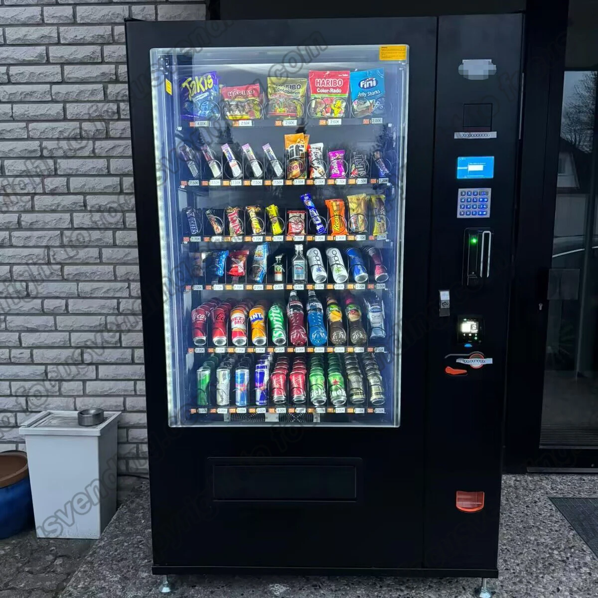 Self-Service snack and drink vending machine combo vending machine for foods and cold drinks with touch screen  support