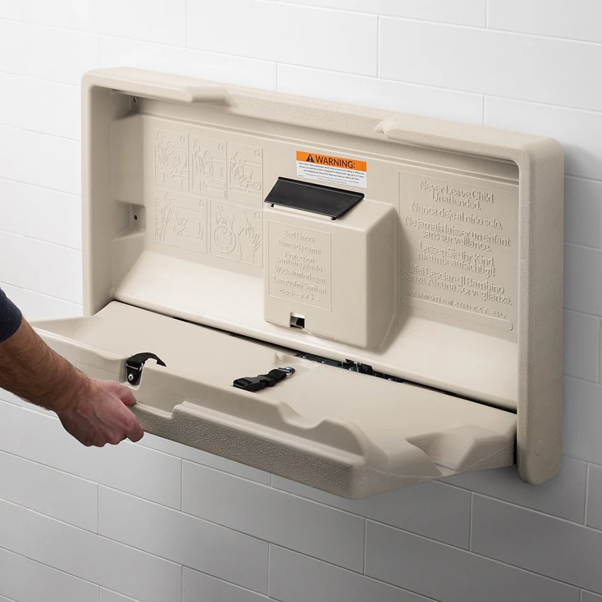 
2020 Wholesale restaurant toilet antique kids folding portable travel foam station tobbler changing table for baby caring 