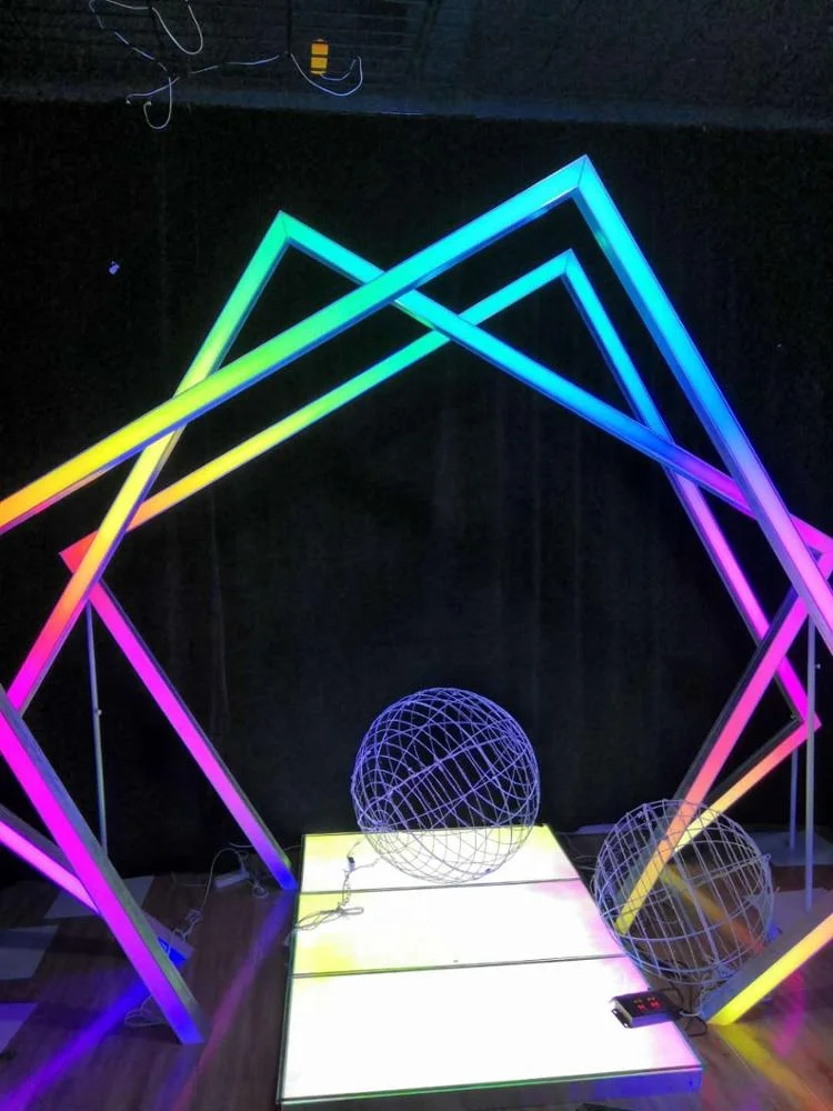 2019 New design stage background of LED Geometric time tunnel for event decoration