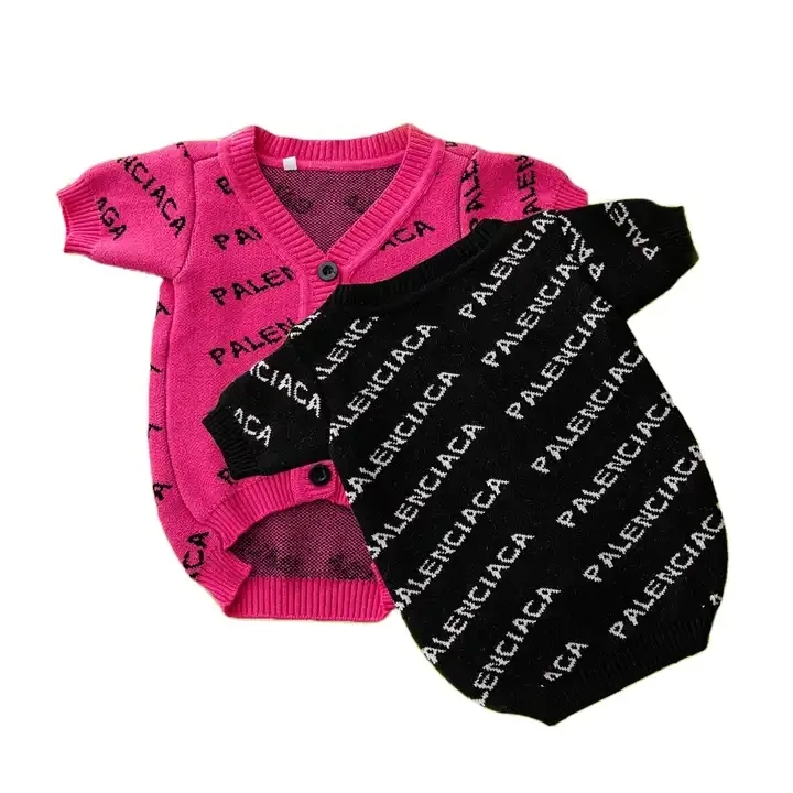 New Dog sweater Luxury Winter clothes French Bulldog Chihuahua whole Dog Clothes for medium Large dog