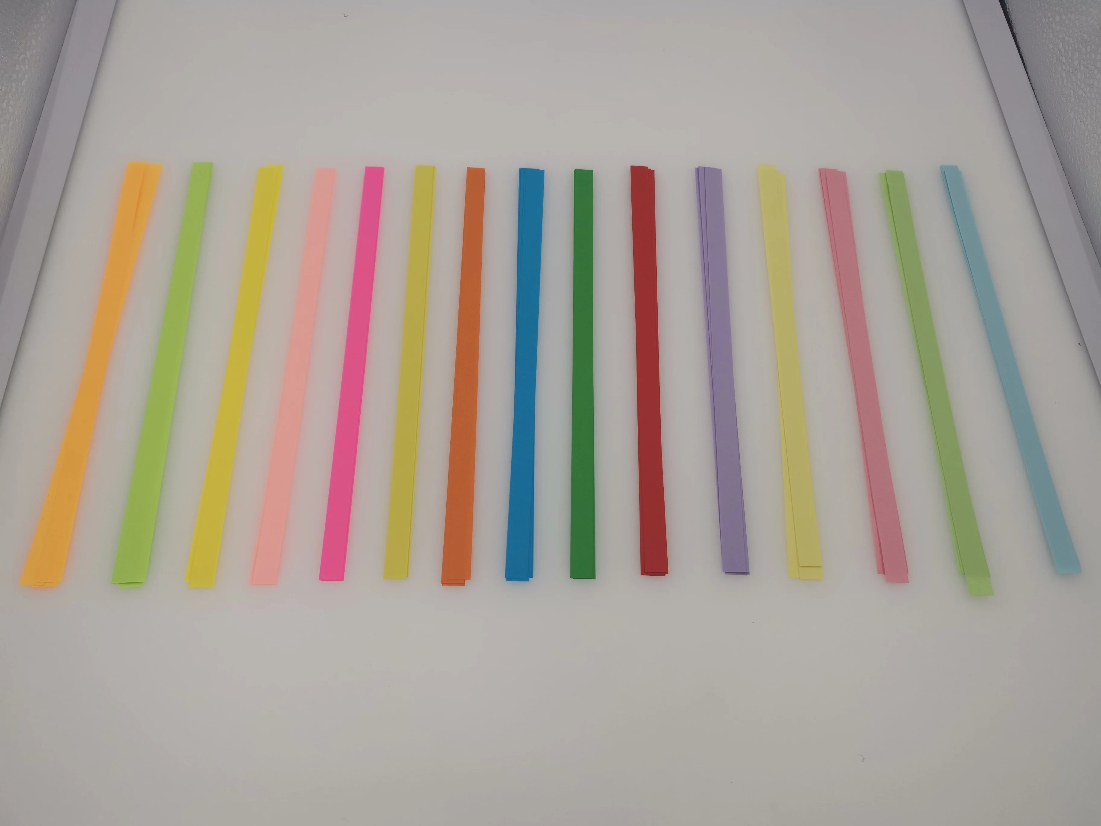 
Factory Price Multi-color customized size paper stars used for DIY products 